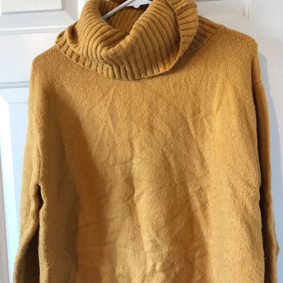 3/$15 H&M LOGG mustard yellow wool blend long sleeve sweater - Picture 2 of 4